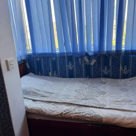 In Baku 70.0 m² apartment is for sale - Image 9