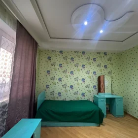 In Baku 140.0 m² apartment is for sale - Image 2
