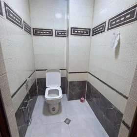 In Baku 140.0 m² apartment is for sale - Image 7