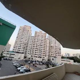 In Baku 140.0 m² apartment is for sale - Image 9