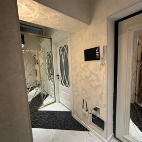 In Səbail rayonu 72.0 m² apartment is for rent - Image 2