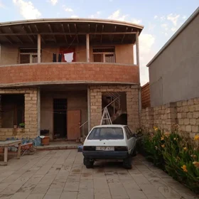 In Baku 20.0 m² house with 4.0 rooms is for rent - Image 3