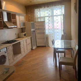 In Baku 102.0 m² apartment is for rent - Image 6