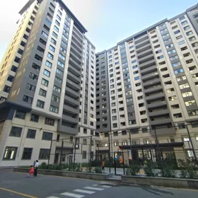In Baku 138.0 m² apartment is for sale - Image 3