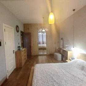 In Baku 138.0 m² apartment is for sale - Image 10