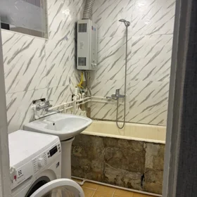 In Baku 75.0 m² apartment is for rent - Image 2