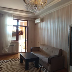 In Khirdalan 72.0 m² apartment is for rent - Image 10