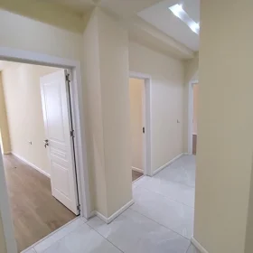 In Baku 85.0 m² apartment is for sale - Image 8