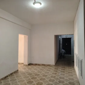 In Baku 85.0 m² apartment is for sale - Image 10