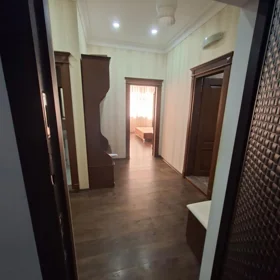 In Baku 145.0 m² apartment is for rent - Image 6