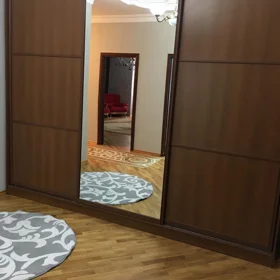 In Baku 150.0 m² apartment is for rent - Image 9