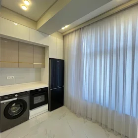 In Baku 69.0 m² apartment is for sale - Image 9