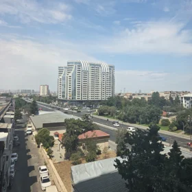 In Baku 97.0 m² apartment is for rent - Image 2