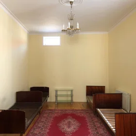 In Baku 30.0 m² house with 2.0 rooms is for rent - Image 4