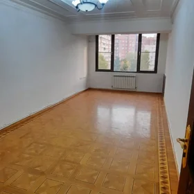 In Baku 66.0 m² apartment is for rent - Image 3