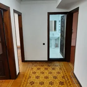 In Baku 66.0 m² apartment is for rent - Image 4