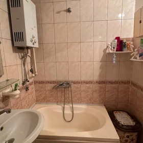 In Baku 55.0 m² apartment is for sale - Image 10