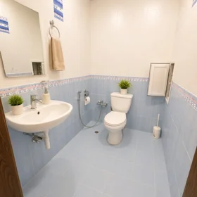In Baku 135.0 m² apartment is for rent - Image 7