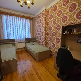 In Binəqədi rayonu 119.0 m² apartment is for sale - Image 3