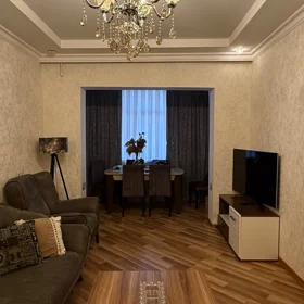 In Baku 75.0 m² apartment is for sale - Image 2