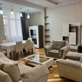 In Baku 130.0 m² apartment is for rent - Image 6