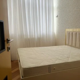 In Baku 130.0 m² apartment is for rent - Image 9