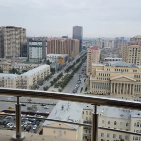In Baku 100.0 m² apartment is for rent - Image 4