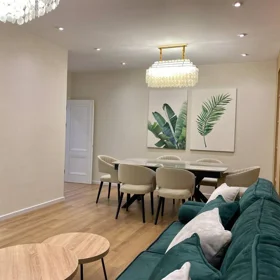 In Baku 148.0 m² apartment is for rent - Image 3