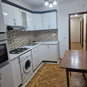 In Baku 100.0 m² apartment is for rent - Image 8
