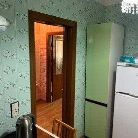 In Baku 90.0 m² apartment is for rent - Image 2