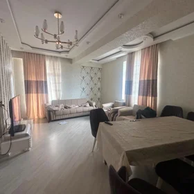 In Baku 121.0 m² apartment is for rent - Image 2