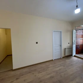 In Baku 30.0 m² apartment is for sale - Image 2