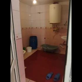 In Sabunçu rayonu 70.0 m² house with 3.0 rooms is for rent - Image 5