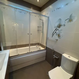 In Baku 180.0 m² apartment is for rent - Image 2