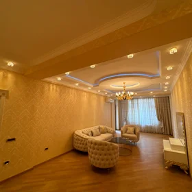 In Baku 180.0 m² apartment is for rent - Image 6