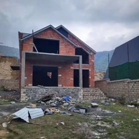 In Gabala 250.0 m² house with 6.0 rooms is for sale - Image 3