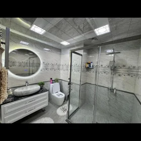 In Baku 86.0 m² apartment is for sale - Image 8