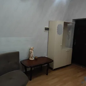 In Baku 110.0 m² apartment is for sale - Image 2