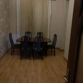 In Baku 110.0 m² apartment is for sale - Image 3