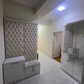 In Baku 69.0 m² apartment is for sale - Image 9