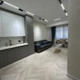 In Baku 70.0 m² apartment is for rent - Image 3