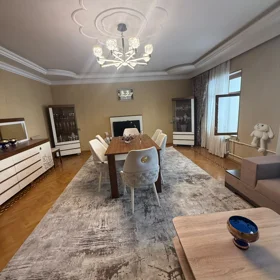 In Baku 120.0 m² apartment is for sale - Image 4