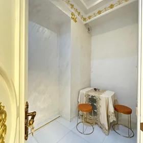 In Baku 70.0 m² apartment is for sale - Image 10