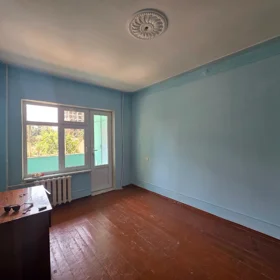 In Baku 90.0 m² apartment is for sale - Image 4