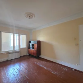 In Baku 90.0 m² apartment is for sale - Image 9