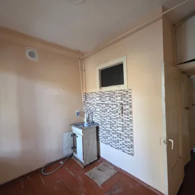 In Baku 90.0 m² apartment is for sale - Image 10