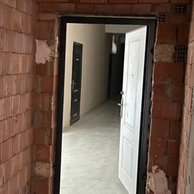 In Khirdalan 77.0 m² apartment is for sale - Image 6