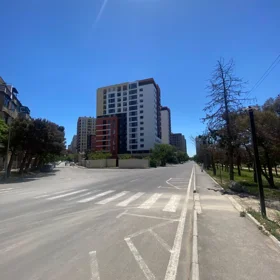 In Baku 68.0 m² apartment is for sale - Image 2