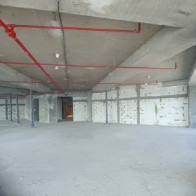 In Baku 155.0 m² apartment is for sale - Image 4