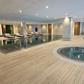 In Baku 155.0 m² apartment is for sale - Image 7